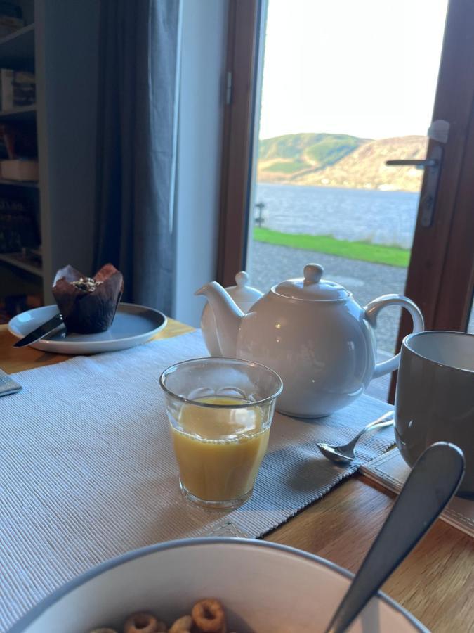 Balachladaich Loch Ness B&B Dores エクステリア 写真